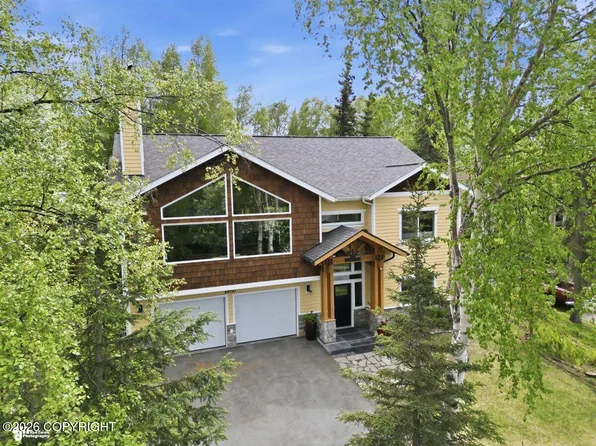 10650 Lone Tree Dr, Anchorage, AK 99507