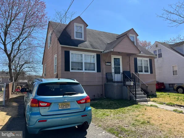 698 Washington Ave, Woodbury, NJ 08096