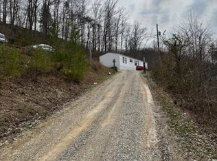 239 Howards Creek Rd, Sandy Hook, KY 41171