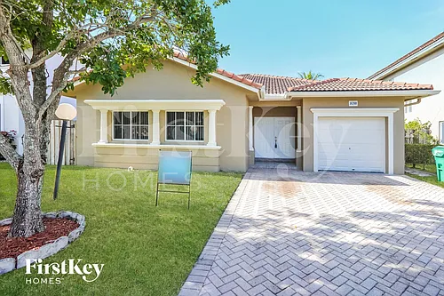 14200 SW 132nd Ave Photo 1