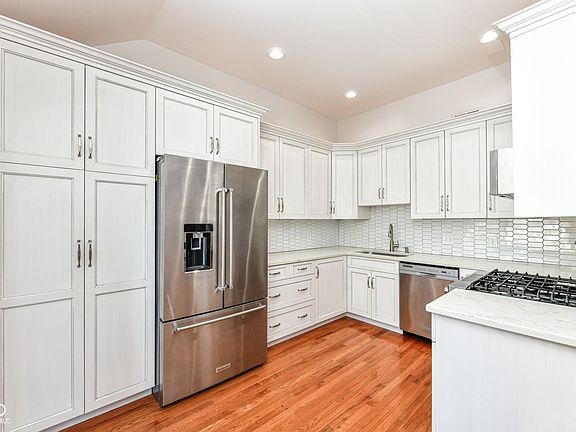 4th image of 269 Iron Bridge Rd