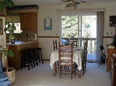 Dining w/ Doorwall to deck