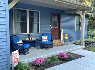 11524 Briarhill Dr, Demotte, IN 46310