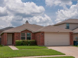 3833 Foxhound Ln, Fort Worth, TX 76123