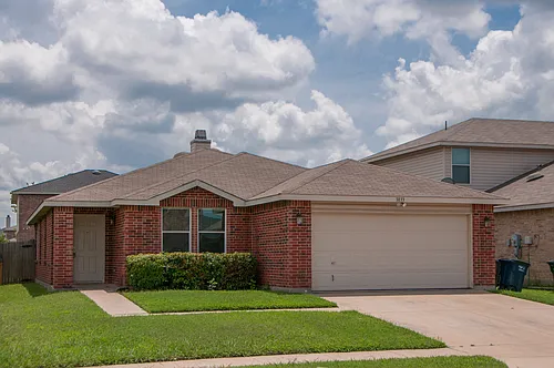 3833 Foxhound Ln Photo 1
