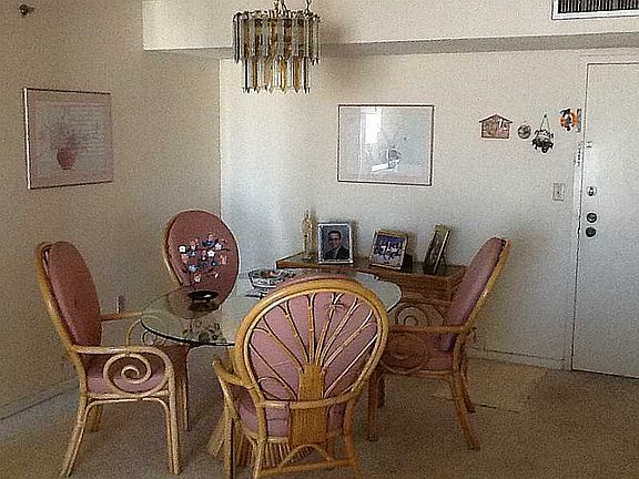 4th image of 210 174th St APT 1412