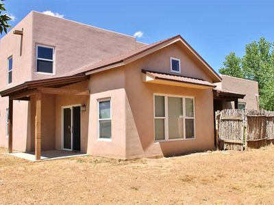 3002 Camino Del Griego, Santa Fe, NM, 87507
