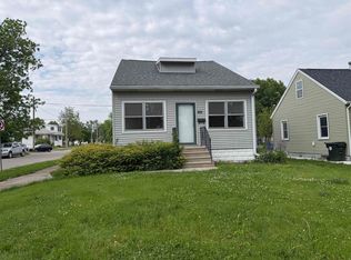 301 Bertch Ave, Waterloo, IA 50702