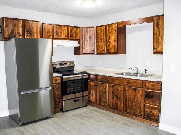 1735 Macauley Avenue, 1735 Macauley Ave #11, Rice Lake, WI 54868