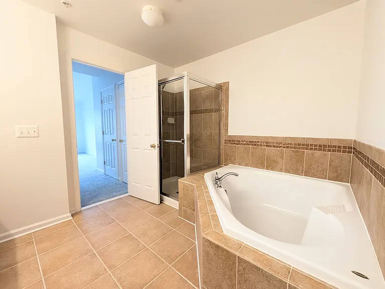 7123 Silverleaf Oak Rd — Photo 21