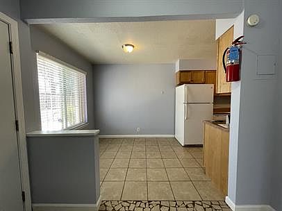 4th image of 3621 Wellesley Dr NE APT D