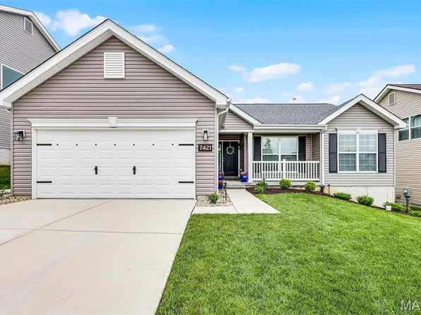 7421 Shadow Point Dr, Saint Louis, MO 63129