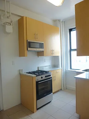 Rented by Bohemia Realty Group | media 13