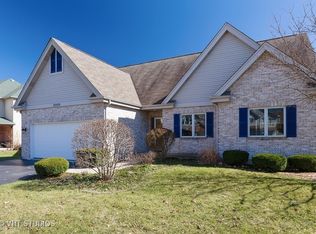 22509 W Prairie Xing, Plainfield, IL 60544