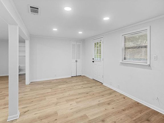 3rd image of 24 Sophia Dr