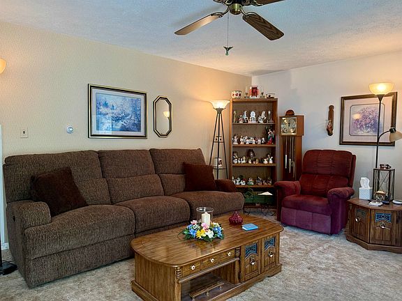 4th image of 544 Roby Rd