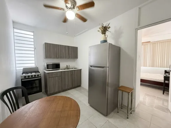 Calle Robles Ec15 Urb, Bayamon, PR 00961