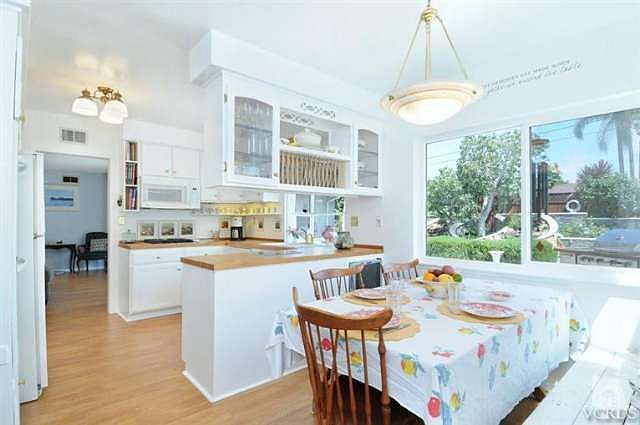 1st image of 41 Westbury Ct