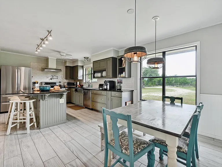 9209 Rock Way Dr — Photo 13