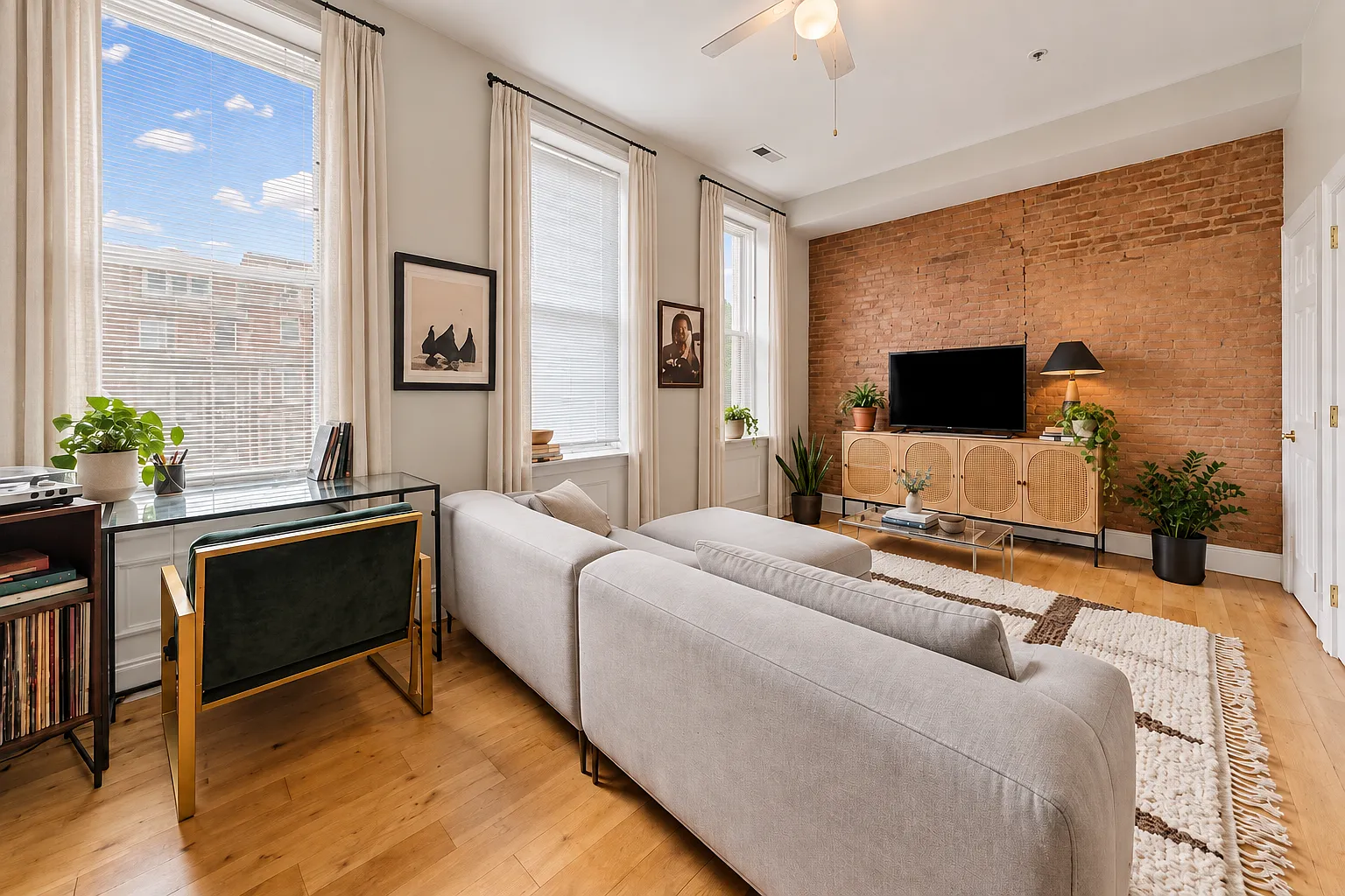 1 bed, 760 sqft, $1,395 — Photo 2