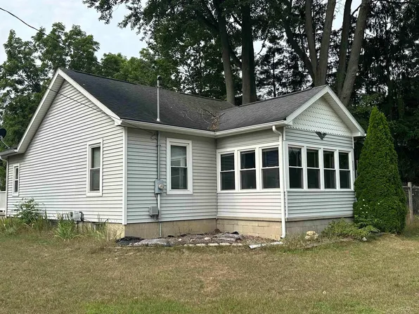 4050 Williamson Rd, Saginaw, MI 48601
