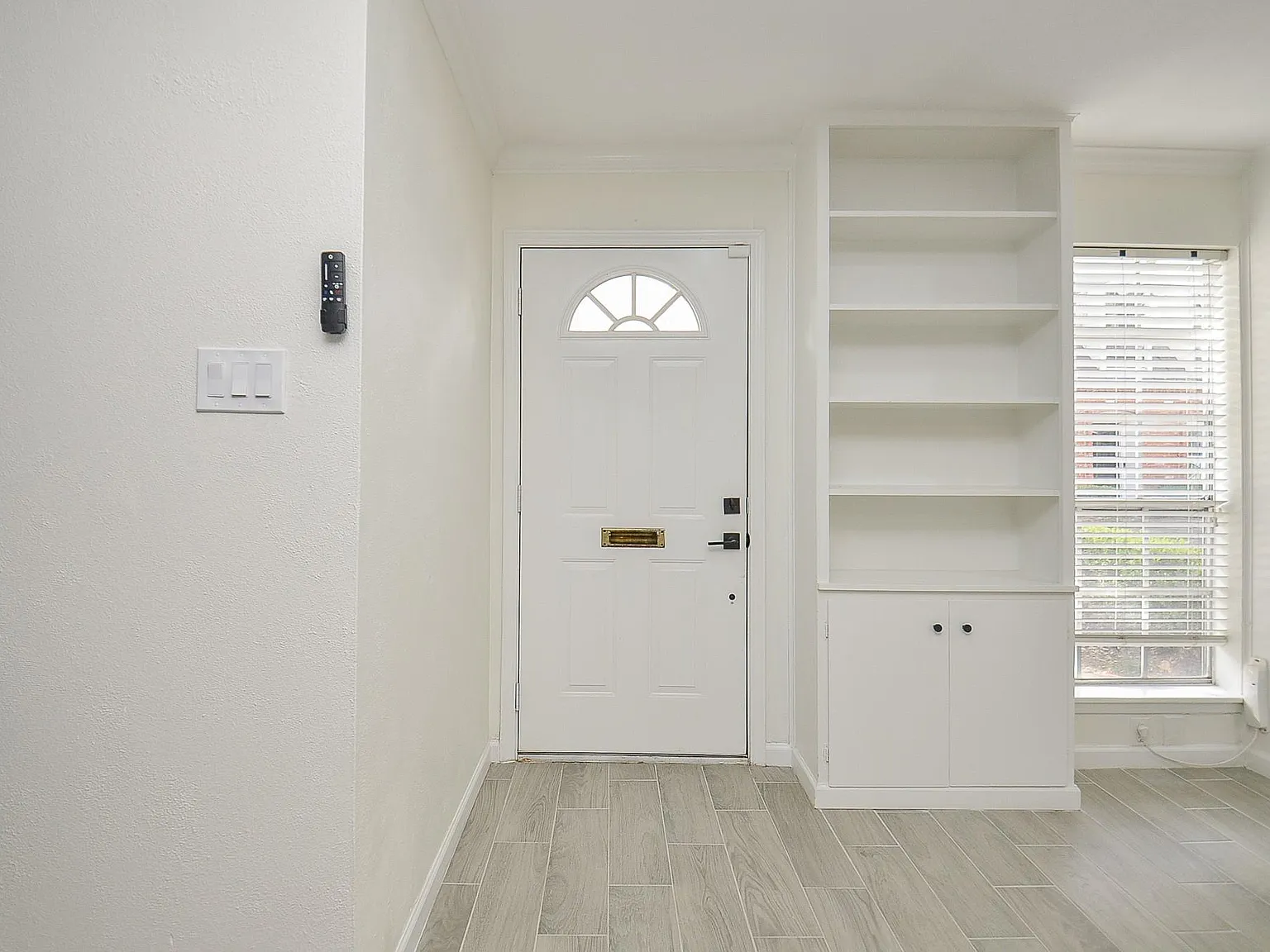 2 bed, 1.5 bath, 1088 sqft, $1,750 — Photo 3