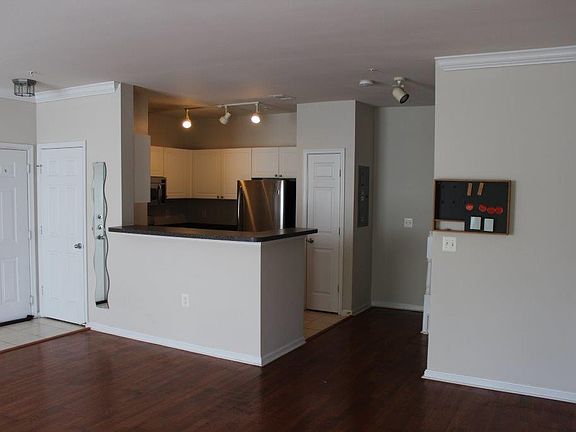 Open Kitchen