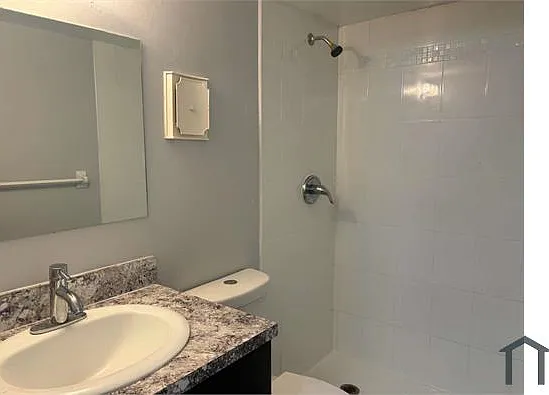 1700 NW 58th Ter #1B — Photo 5
