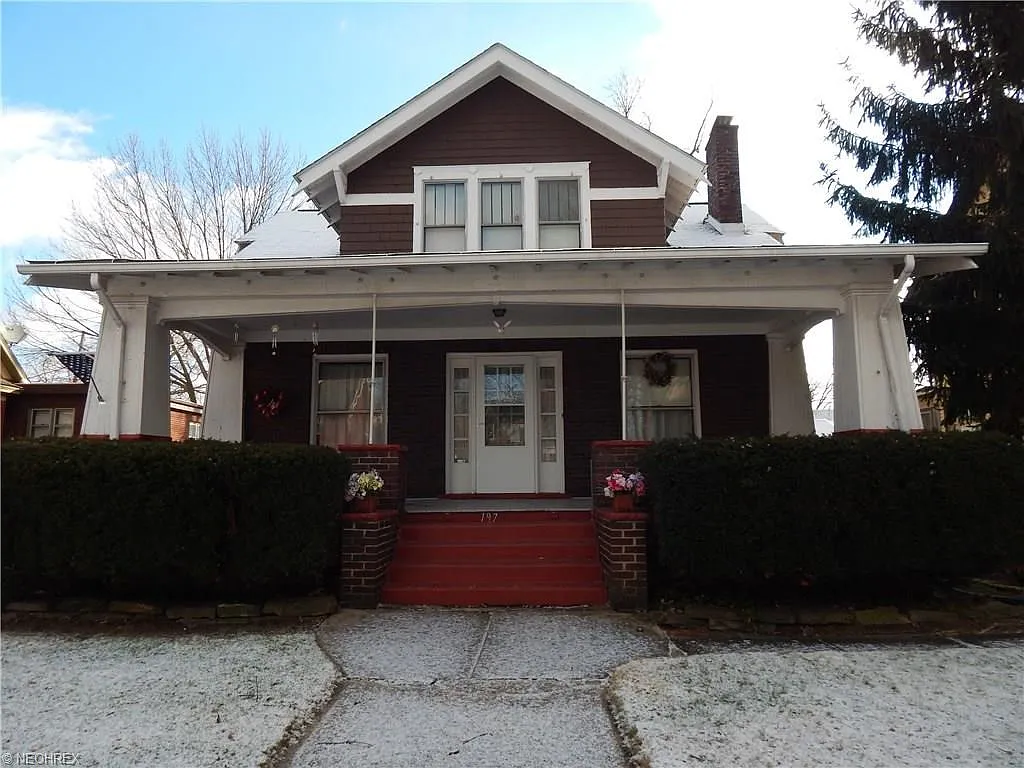197 Woodbine Ave SE photo 1
