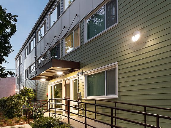3rd image of 1602 18th Ave APT 305