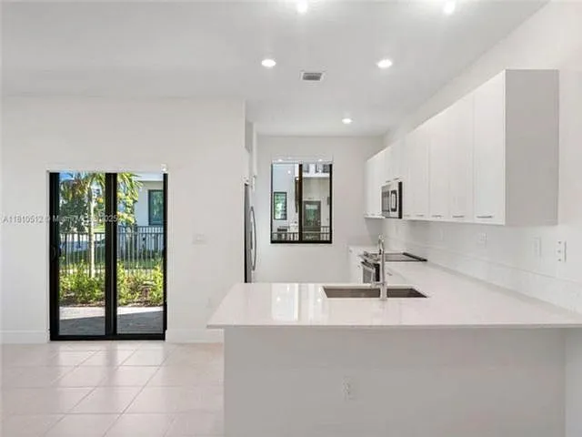 8336 Central Blvd — Photo 10