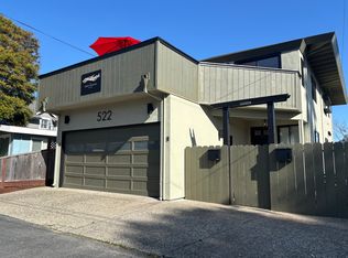 522 Oak Dr APT B, Capitola, CA 95010