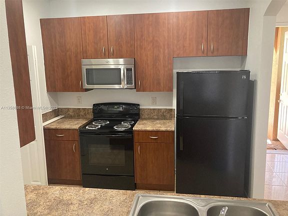 2nd image of 2254 NE 42nd Ave #0