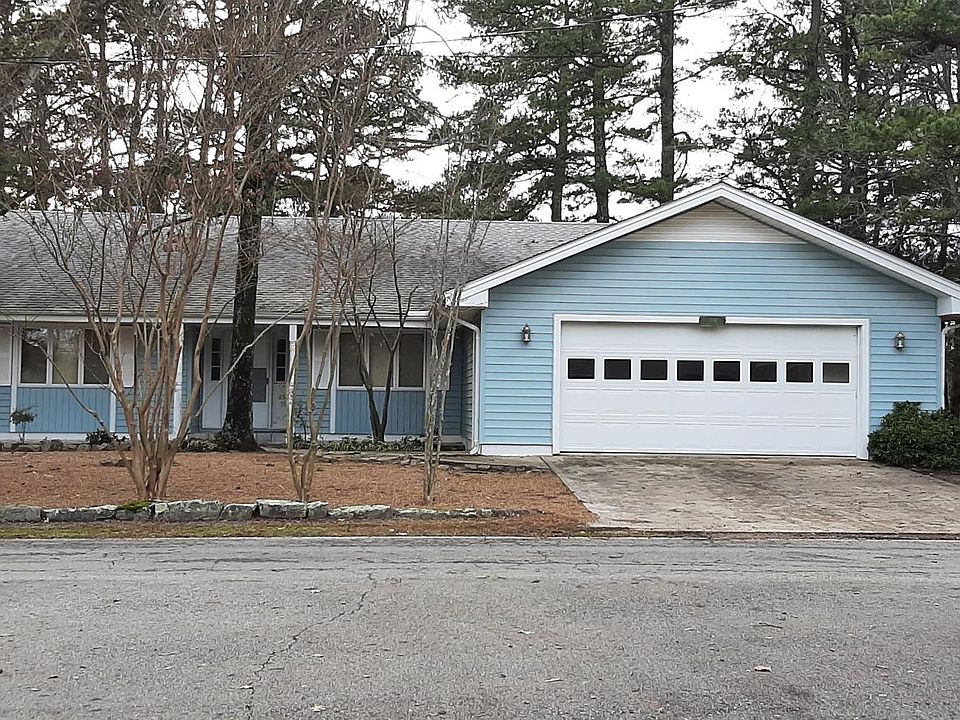1st image of 204 Snead Dr