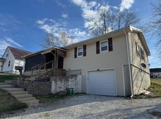 320 S Vine St, Milan, MO 63556