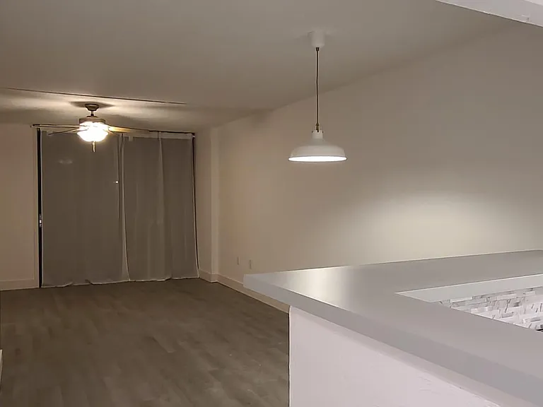 605 SW 75th St #102 — Photo 14