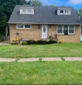 392 S Shore Blvd, Lackawanna, NY, 14218