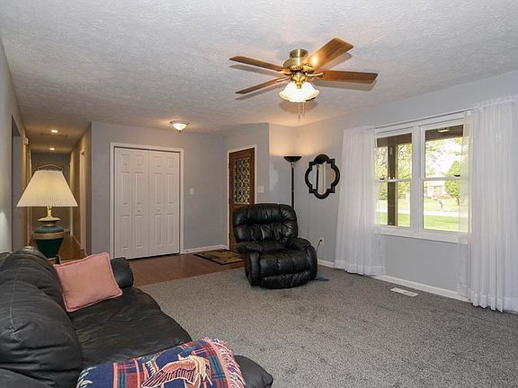 4th image of 3331 W Sunset Dr S