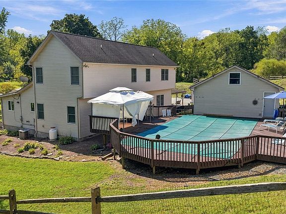 5th image of 1255 Clearview Rd