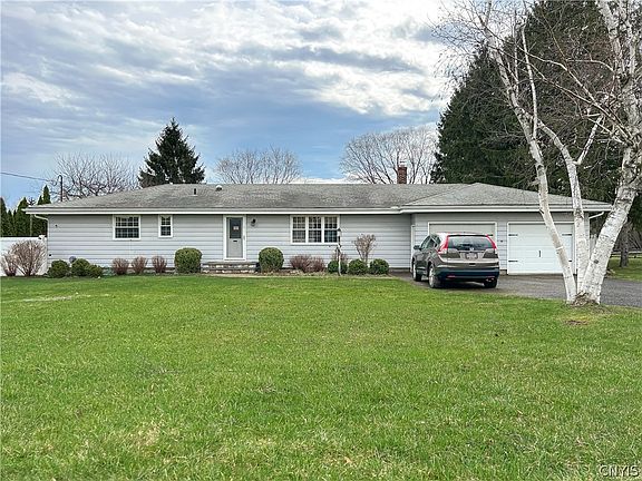 2nd image of 4438 Young Rd
