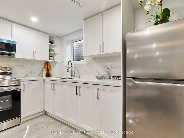 67 Hobbs Dr #BASEMENT — Photo 10
