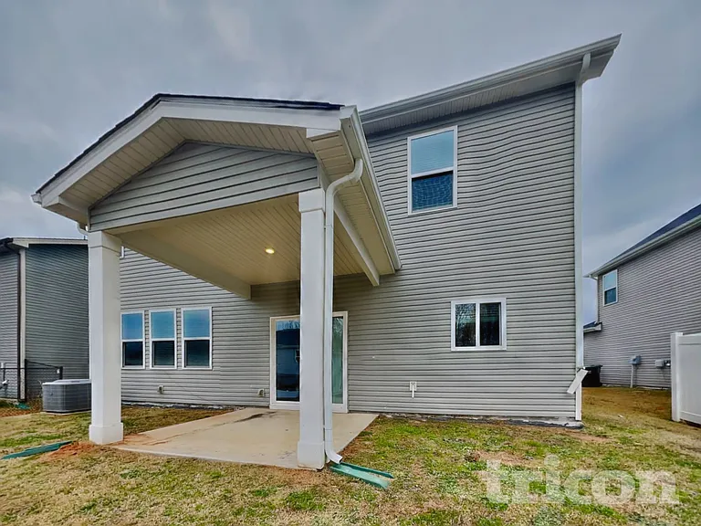 923 Avondale Dr — Photo 24