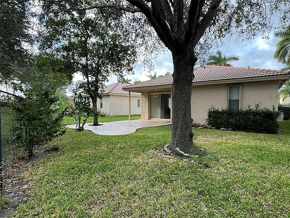 4th image of 4140 Banyan Trails Drive