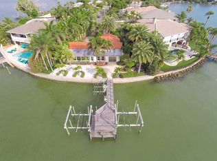 15541 Redington Dr, Redington Beach, FL 33708