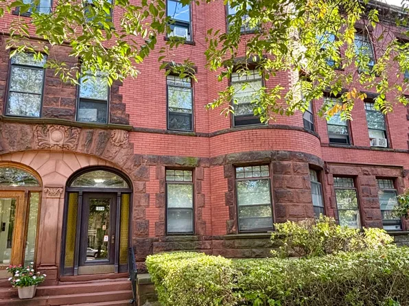 1819 Beacon St APT 5, Brookline, MA 02445