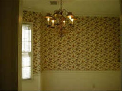 3rd image of 2944 Governors Ct