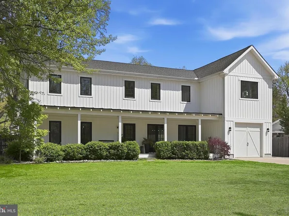 7739 Schelhorn Rd, Alexandria, VA 22306