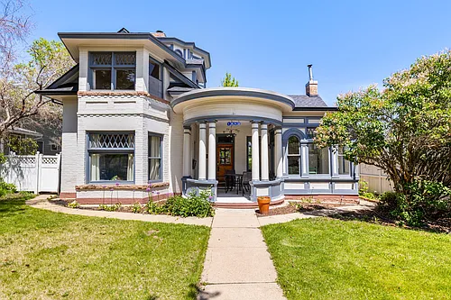 1813 Pine St Photo 1