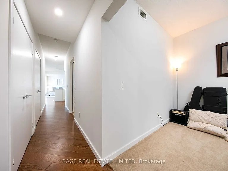 218 Queens Quay W #1711 — Photo 5