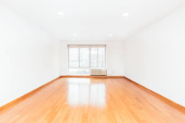 Rented by HCRE | media 3